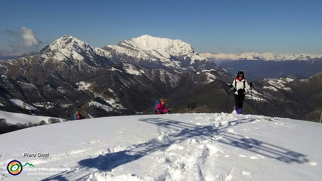 32 In vetta allo Zuc di Valbona (1545 m).jpg